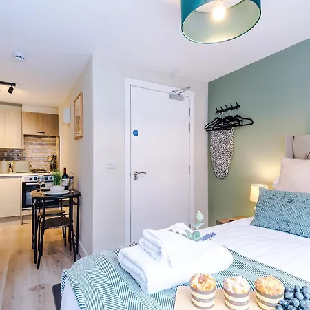 New! 4 X Stunning City Centre Apartments In Chester By 53 Degrees Property, Ideal For Individuals, Couples Or Business Groups! Exterior photo