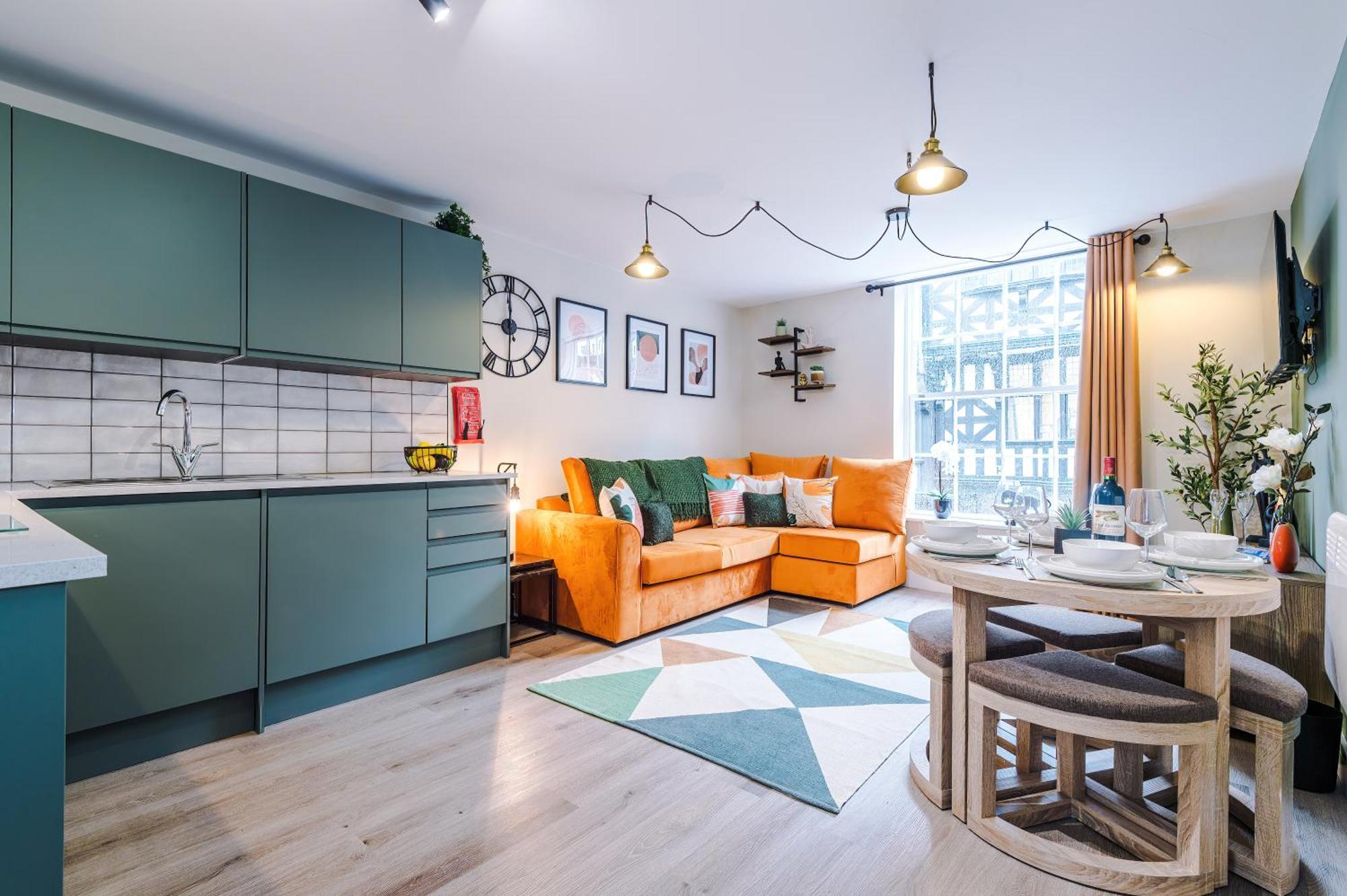 Apartment New! 4 X Stunning Centre In By 53 Degrees Property, Ideal For Individuals, Couples Or Business Groups! Chester