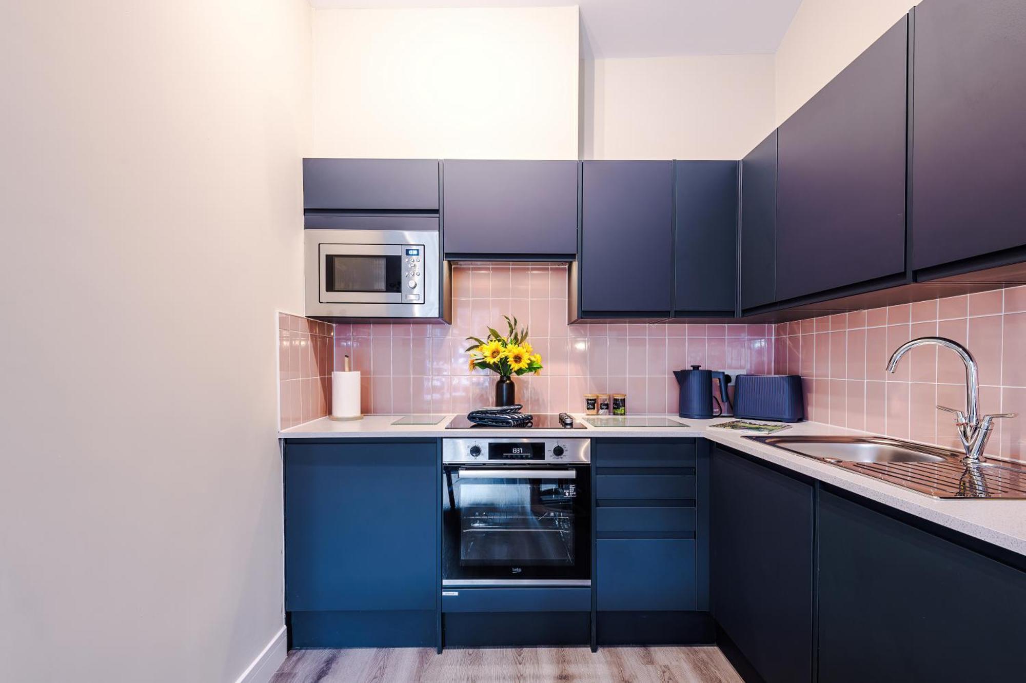 Apartment New! 4 X Stunning Centre In By 53 Degrees Property, Ideal For Individuals, Couples Or Business Groups!