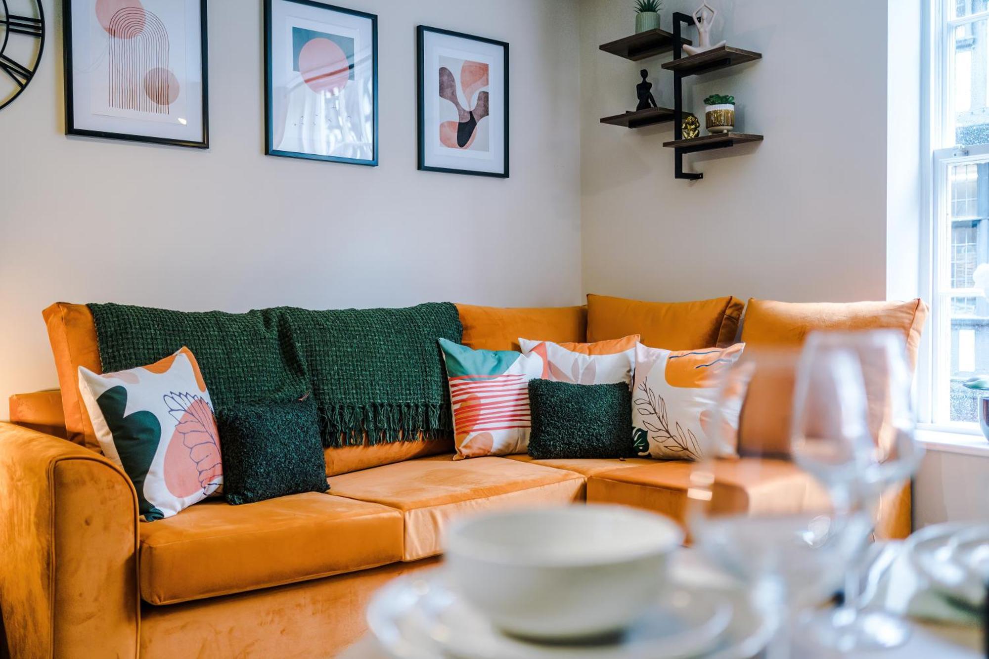 Apartment New! 4 X Stunning Centre In By 53 Degrees Property, Ideal For Individuals, Couples Or Business Groups!