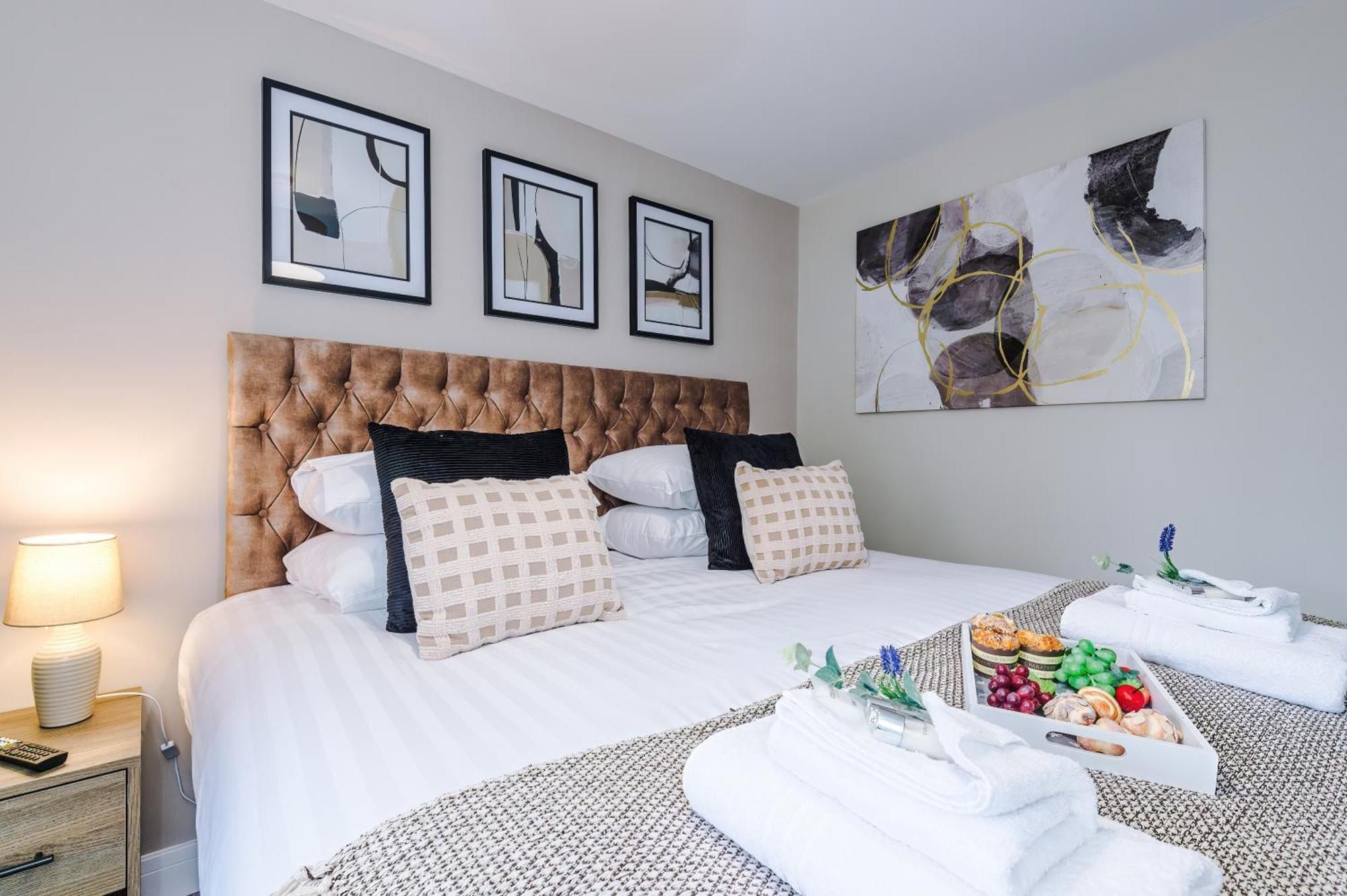 Apartment New! 4 X Stunning Centre In By 53 Degrees Property, Ideal For Individuals, Couples Or Business Groups! Chester
