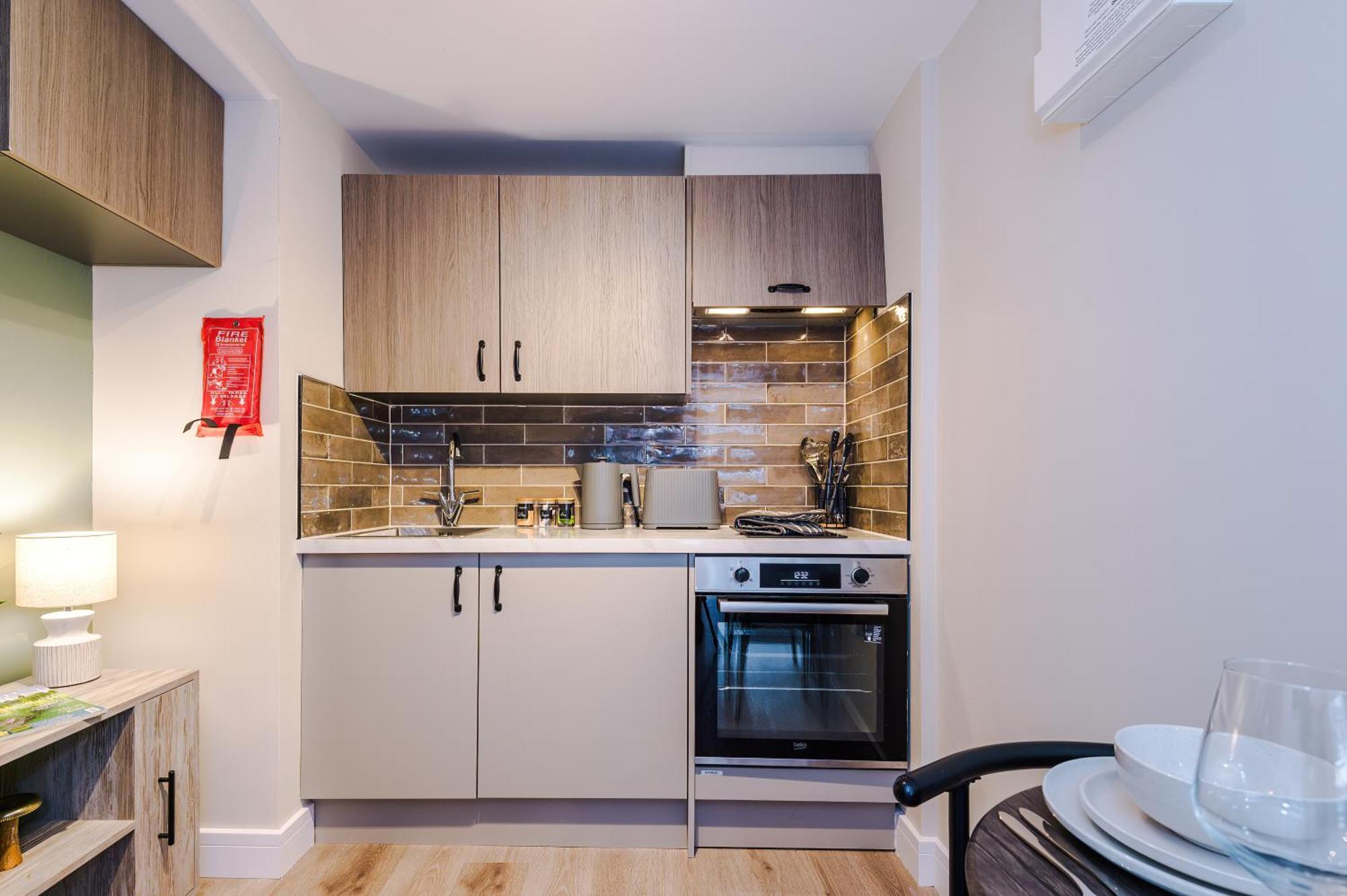 New! 4 X Stunning Centre In By 53 Degrees Property, Ideal For Individuals, Couples Or Business Groups!